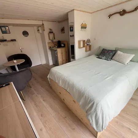 Pensión La Petite De