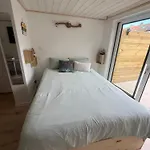 La Petite De